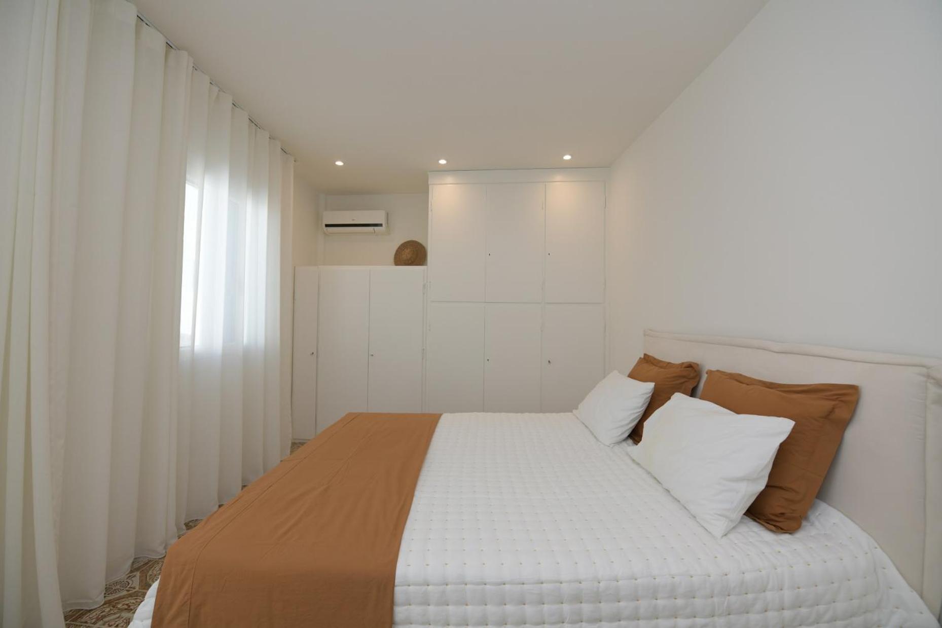 Basoula House * Mykonos Town