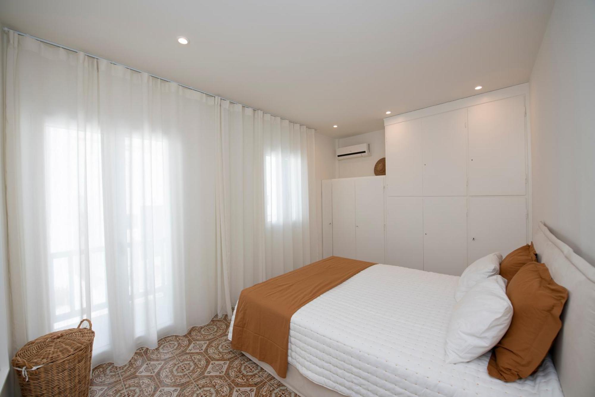 Basoula House
