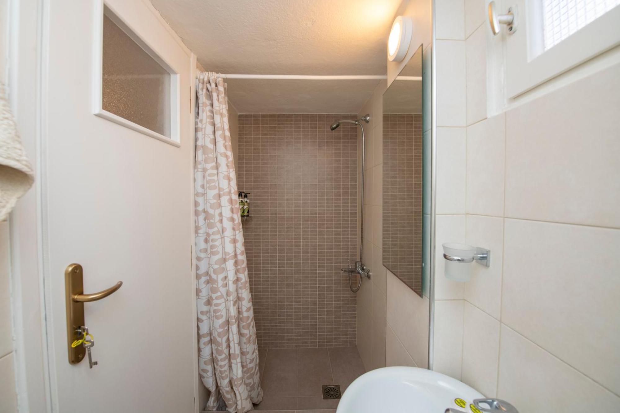 Appartamento Basoula House *
